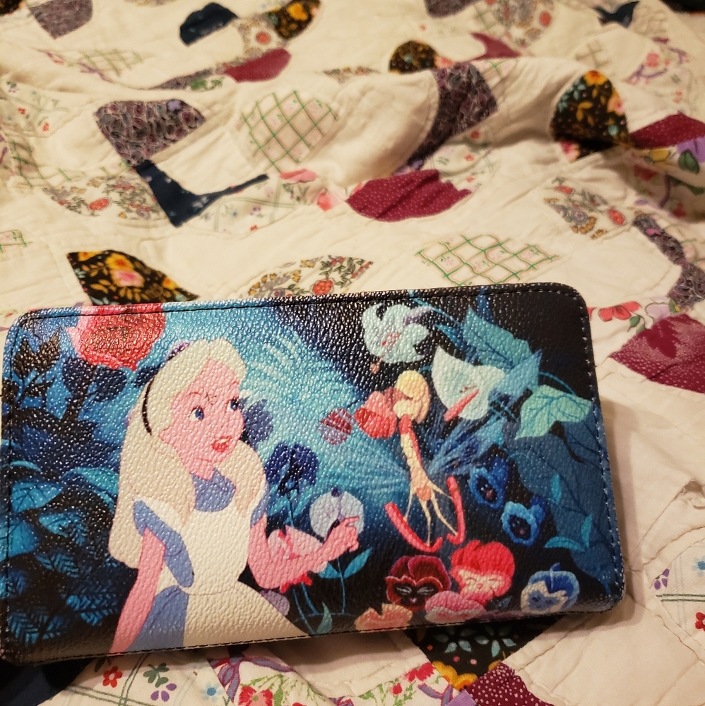 Loungefly Alice in Wonderland wallet